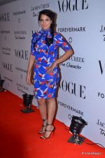 at Vogue_s 5th Anniversary bash in Trident, Mumbai on 22nd Sept 2012 (29).JPG